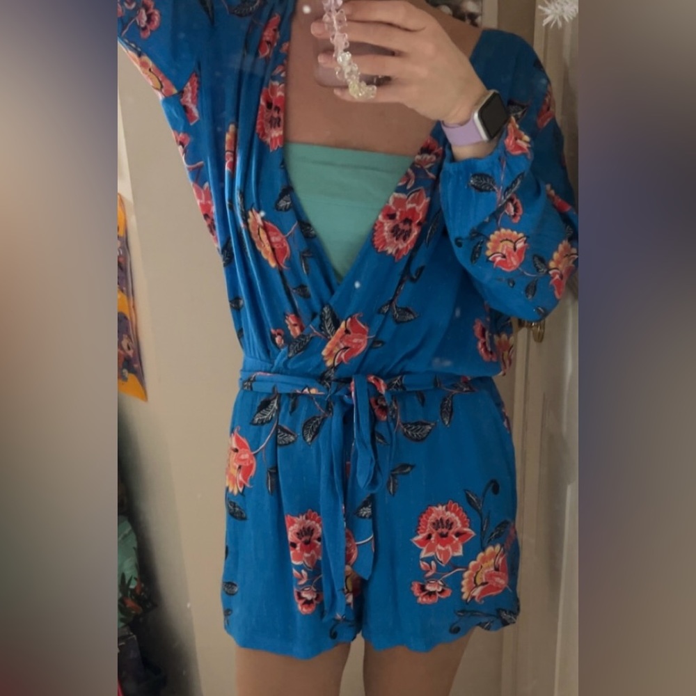 Ann Taylor loft beach line blue romper. Small size